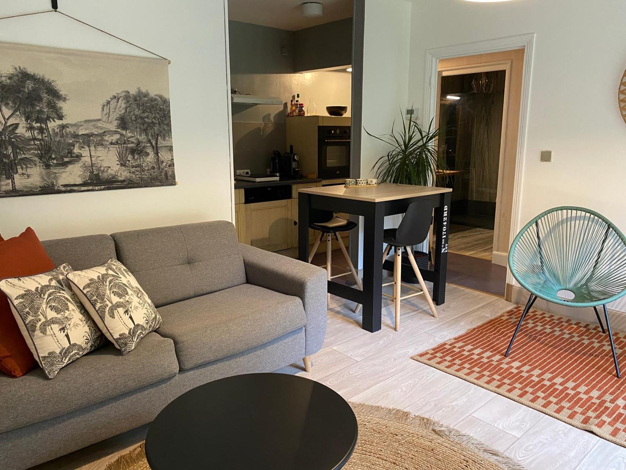 Logement Avec Acces Piscine Chaumont-sur-Tharonne Dış mekan fotoğraf
